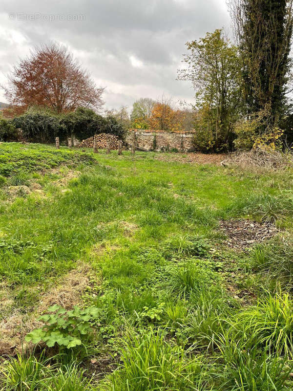 Terrain à CHATEAU-THIERRY