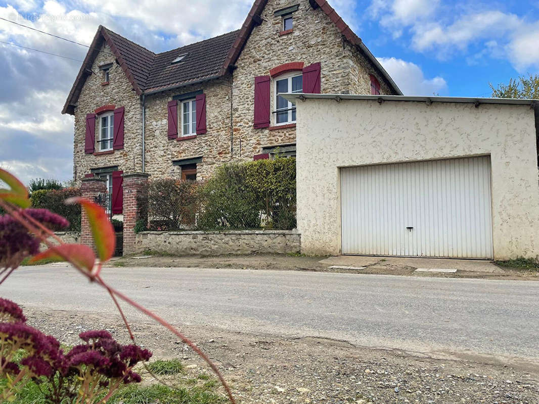 Maison à SAACY-SUR-MARNE