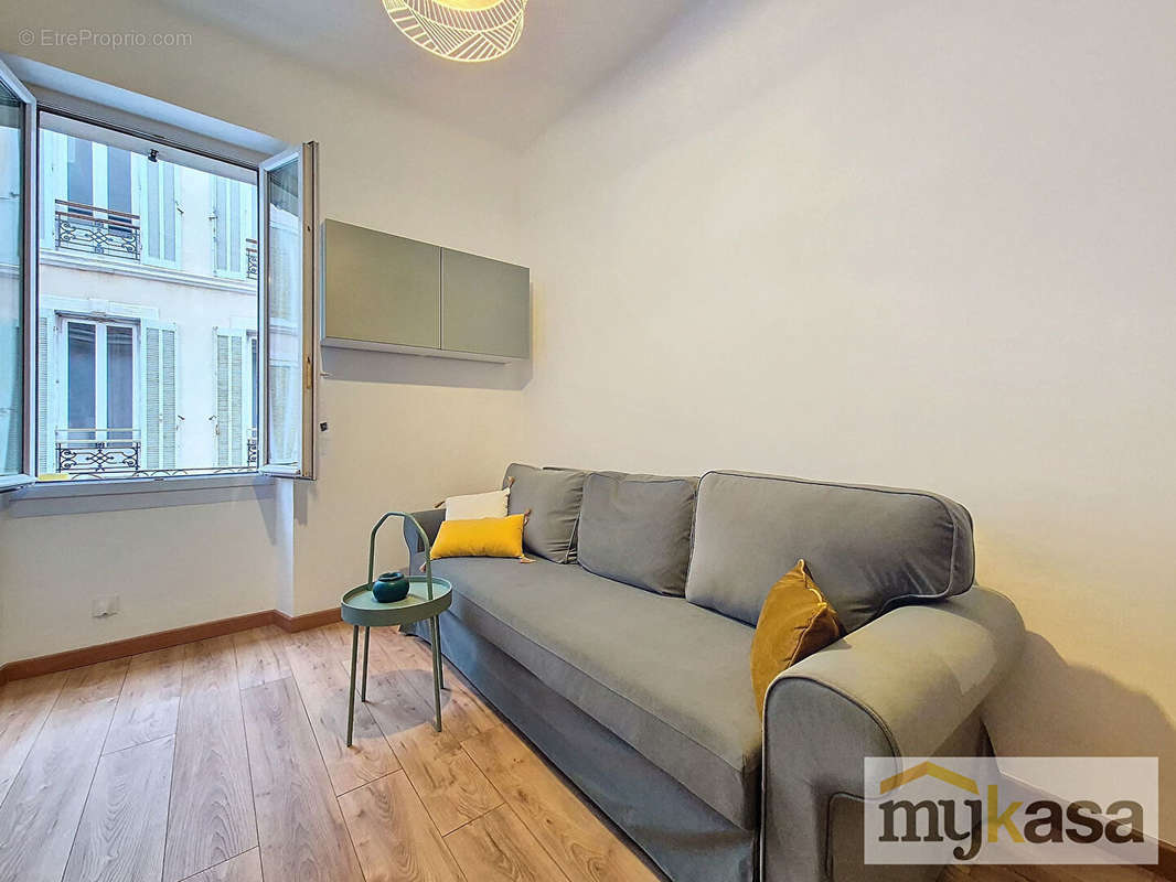 Appartement à MARSEILLE-6E