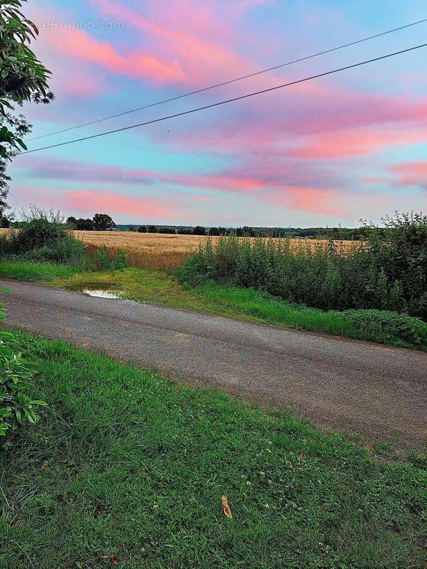 Photo 2 - Maison à TRONCHY