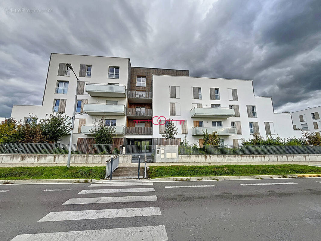 Appartement à BEZANNES