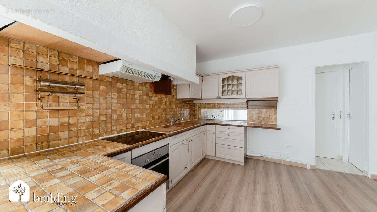 Appartement à LEVALLOIS-PERRET