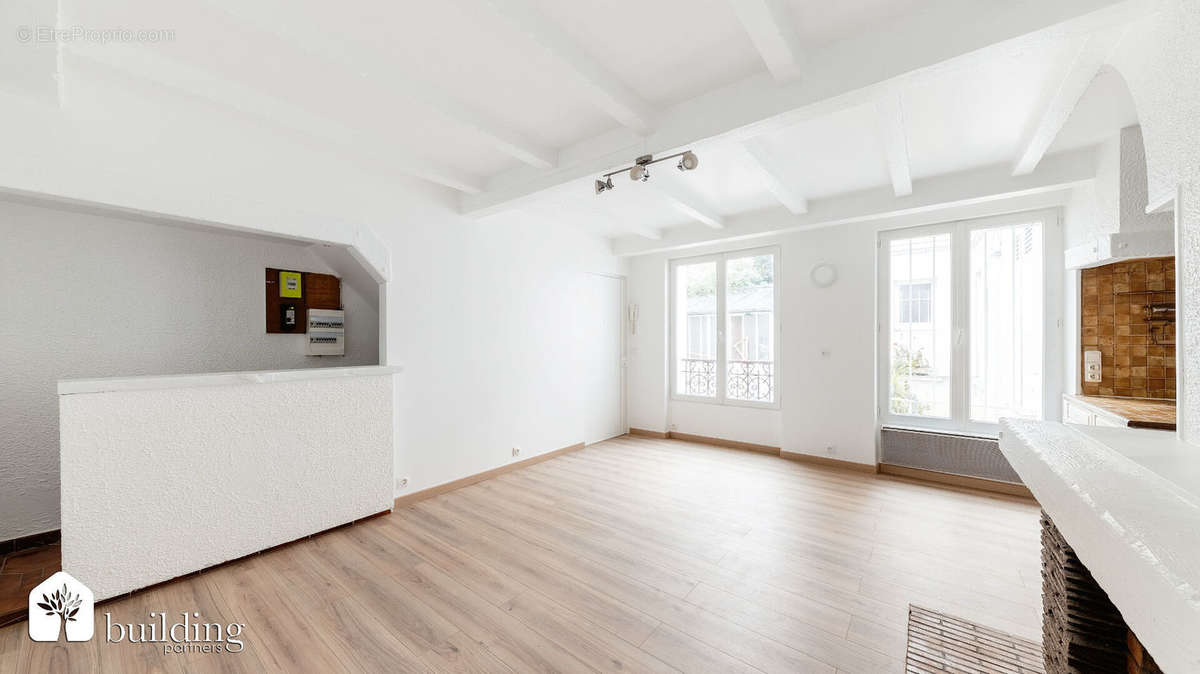 Appartement à LEVALLOIS-PERRET