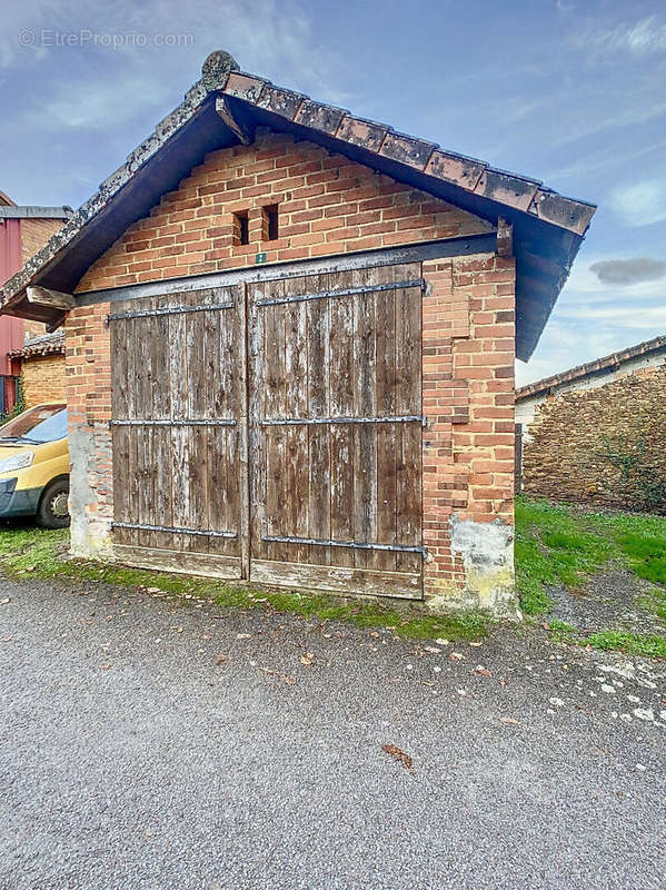 Maison à SAINT-JUNIEN