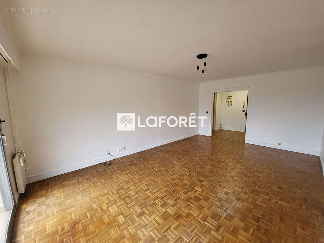 Appartement à RUEIL-MALMAISON