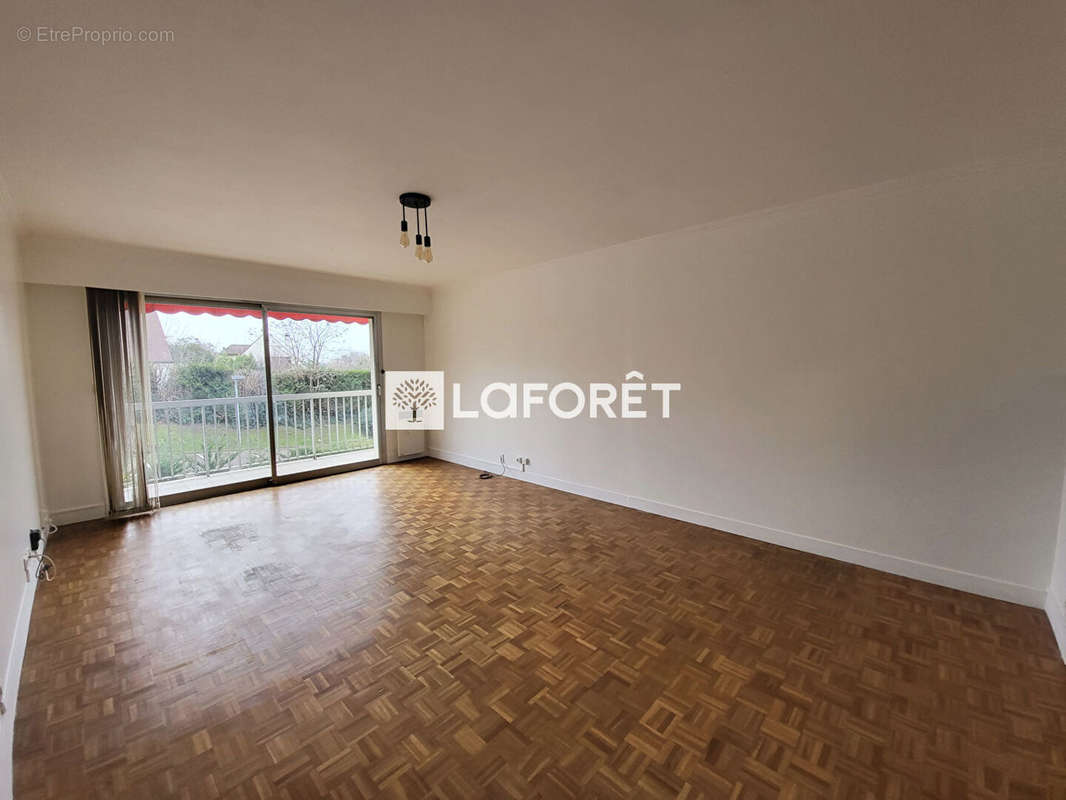 Appartement à RUEIL-MALMAISON