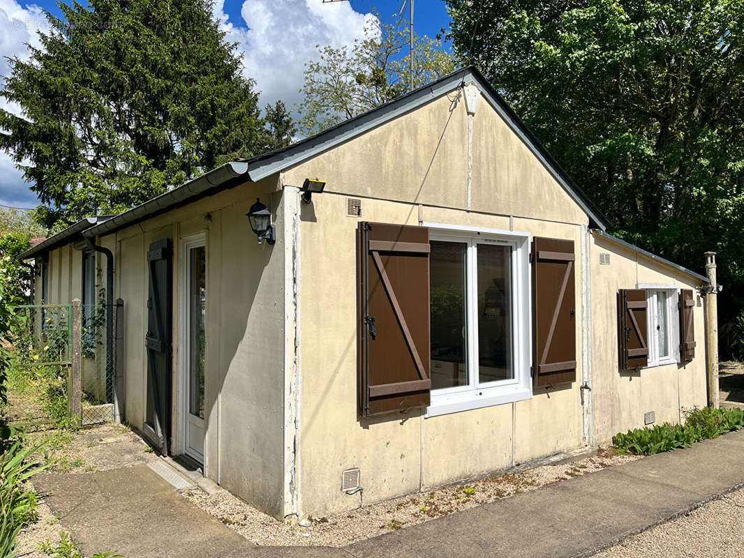 Maison à FAY-AUX-LOGES