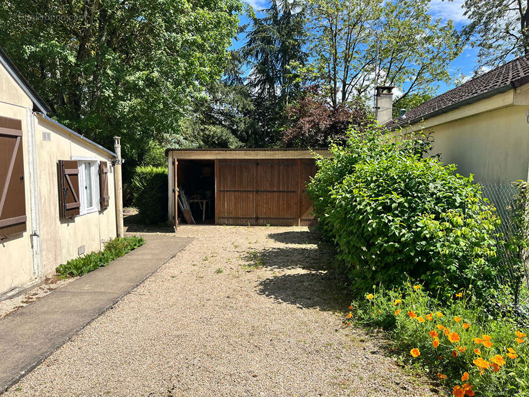 Maison à FAY-AUX-LOGES