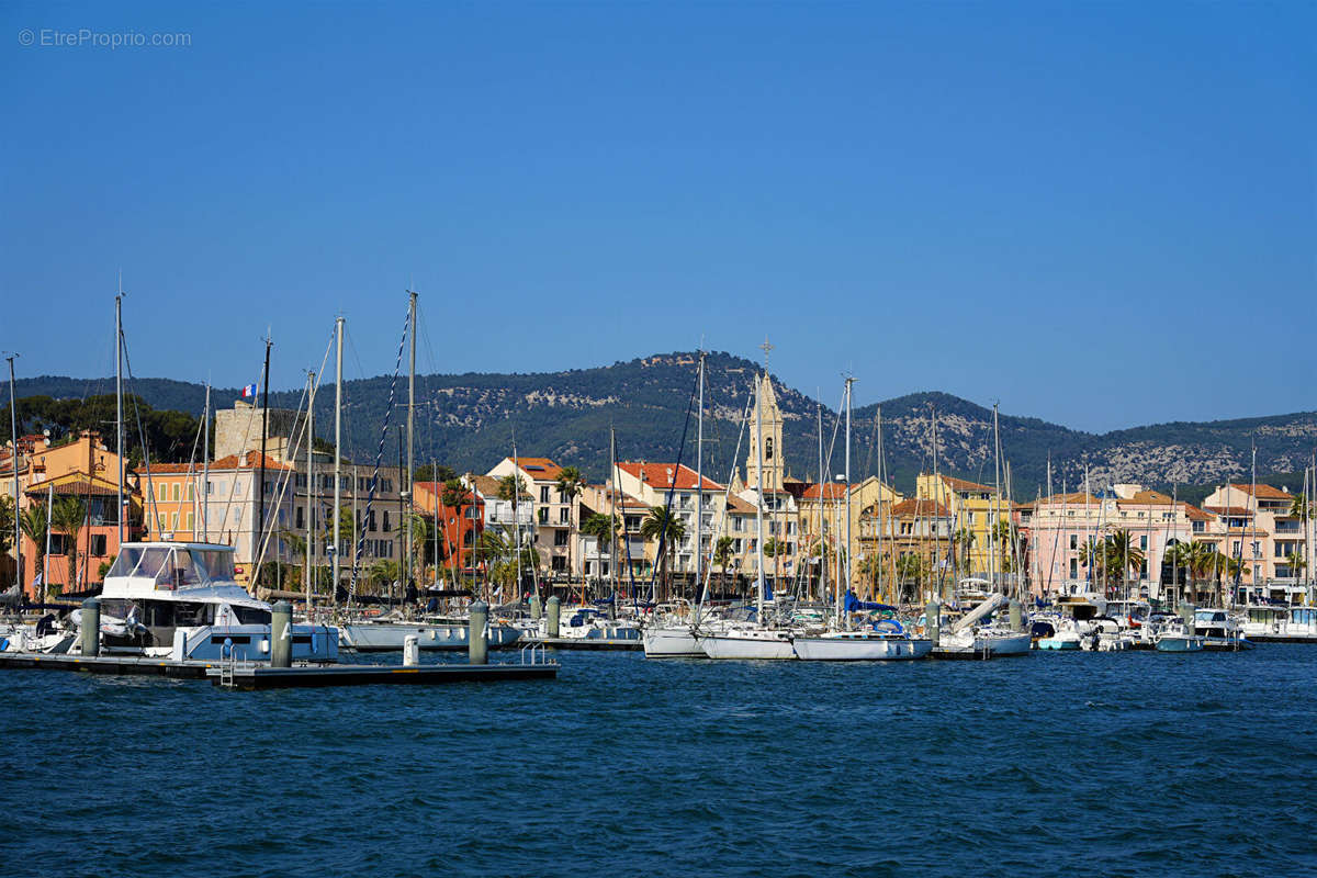 Appartement à SANARY-SUR-MER