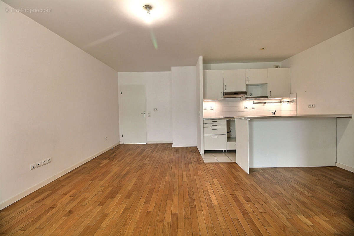 Appartement à COLOMBES