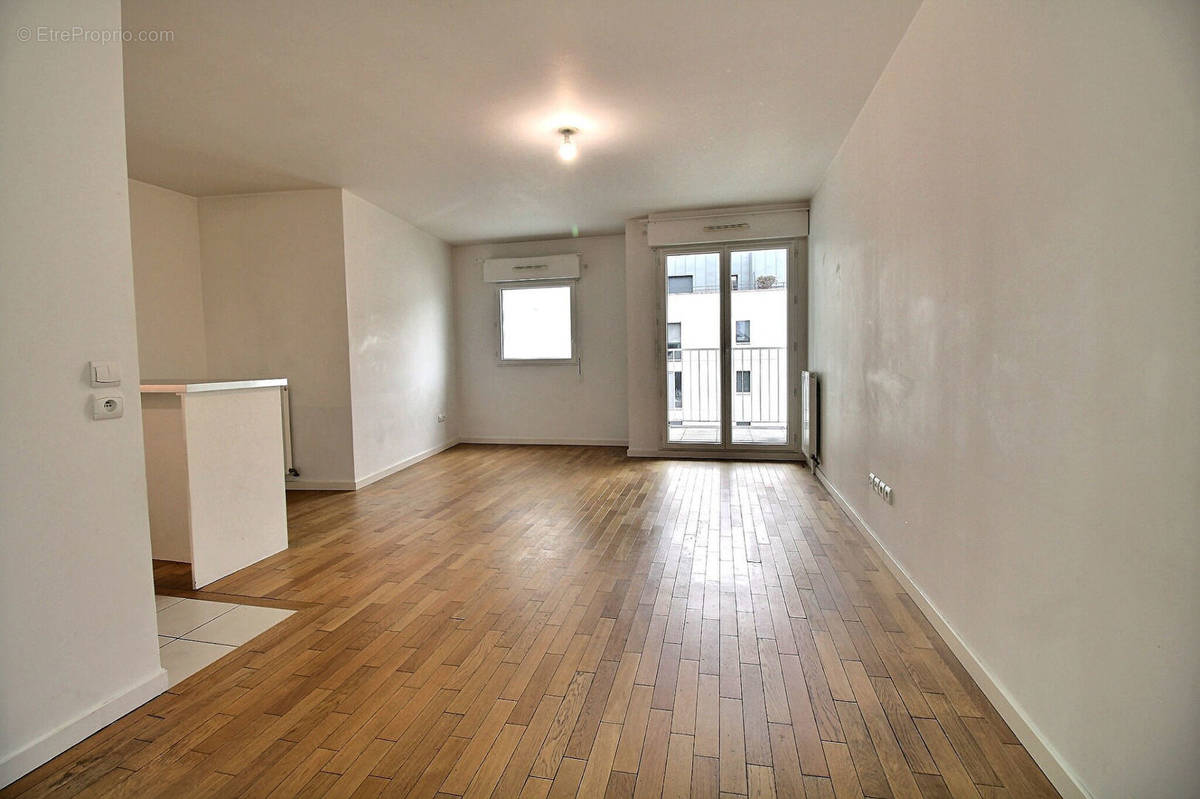 Appartement à COLOMBES