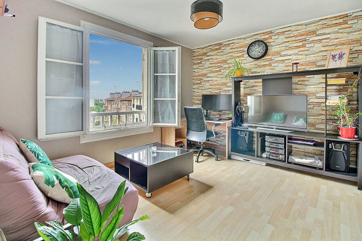 Appartement à COLOMBES