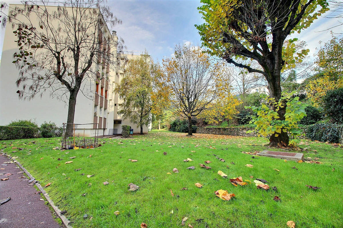 Appartement à COLOMBES