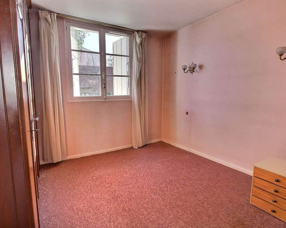 Appartement à COLOMBES