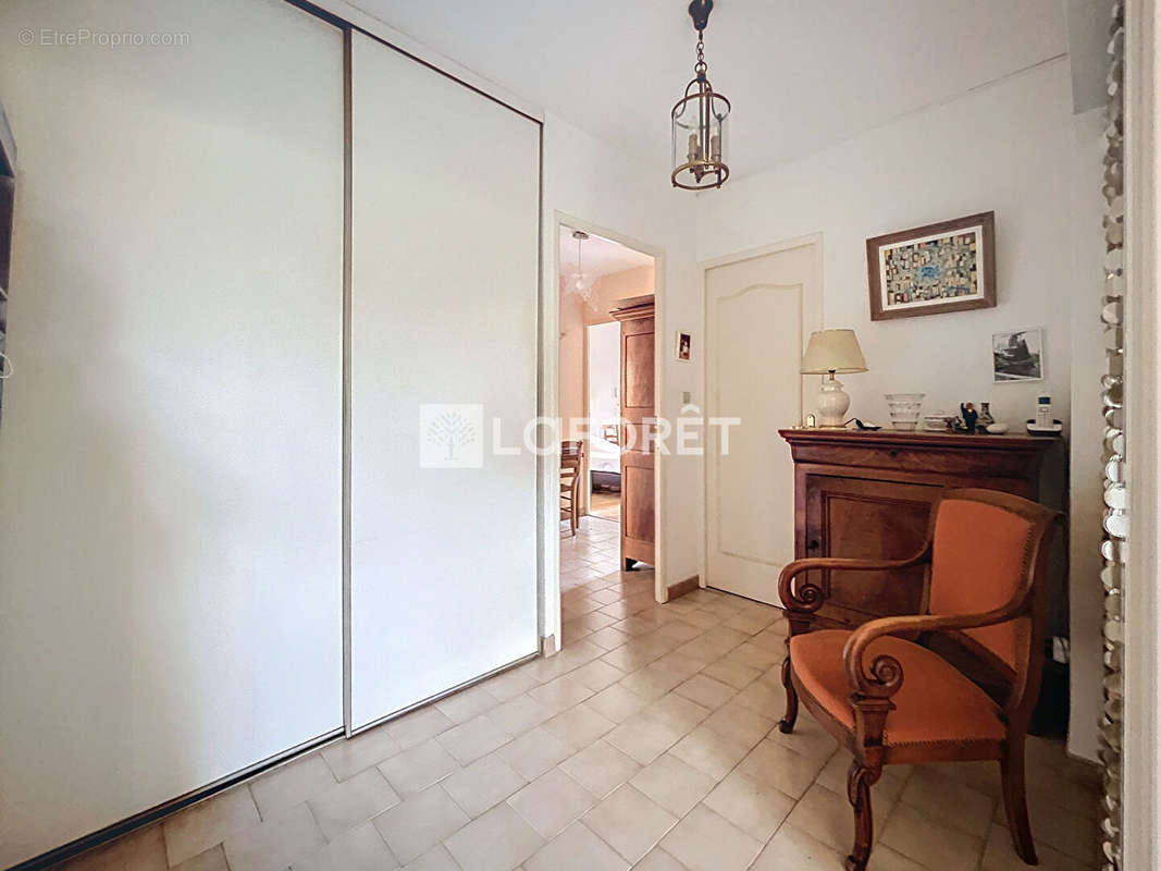 Appartement à SAUSSET-LES-PINS