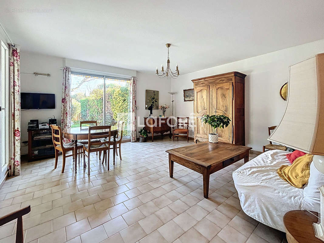 Appartement à SAUSSET-LES-PINS