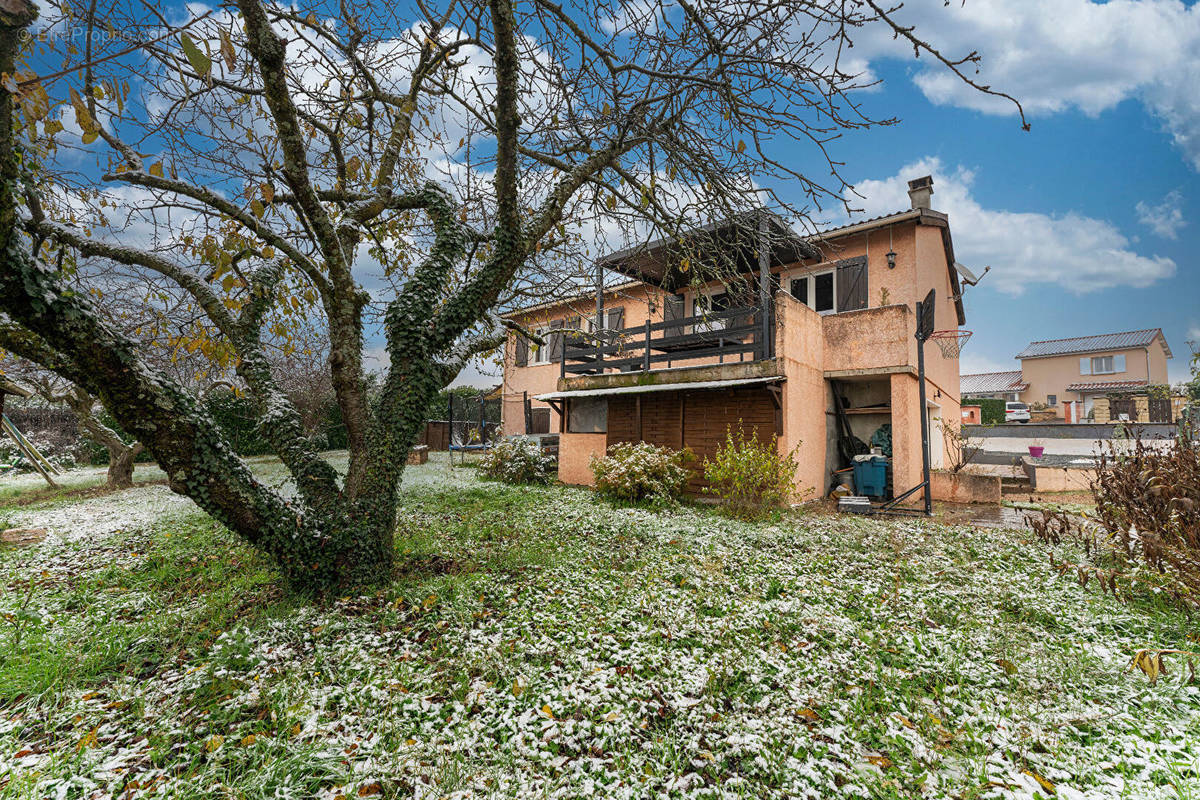 Maison à PONTCHARRA-SUR-TURDINE