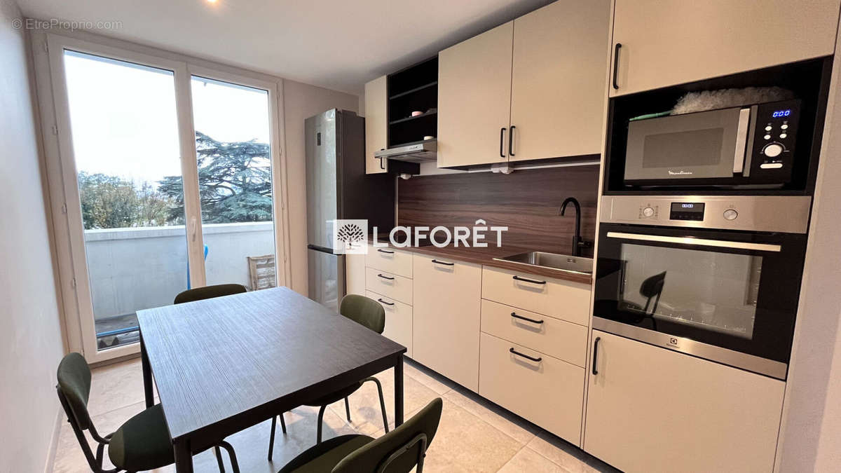 Appartement à LYON-5E