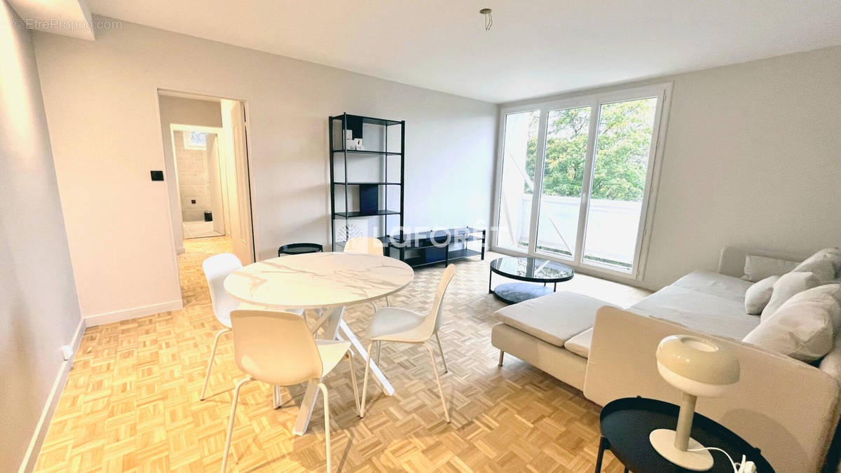 Appartement à LYON-5E