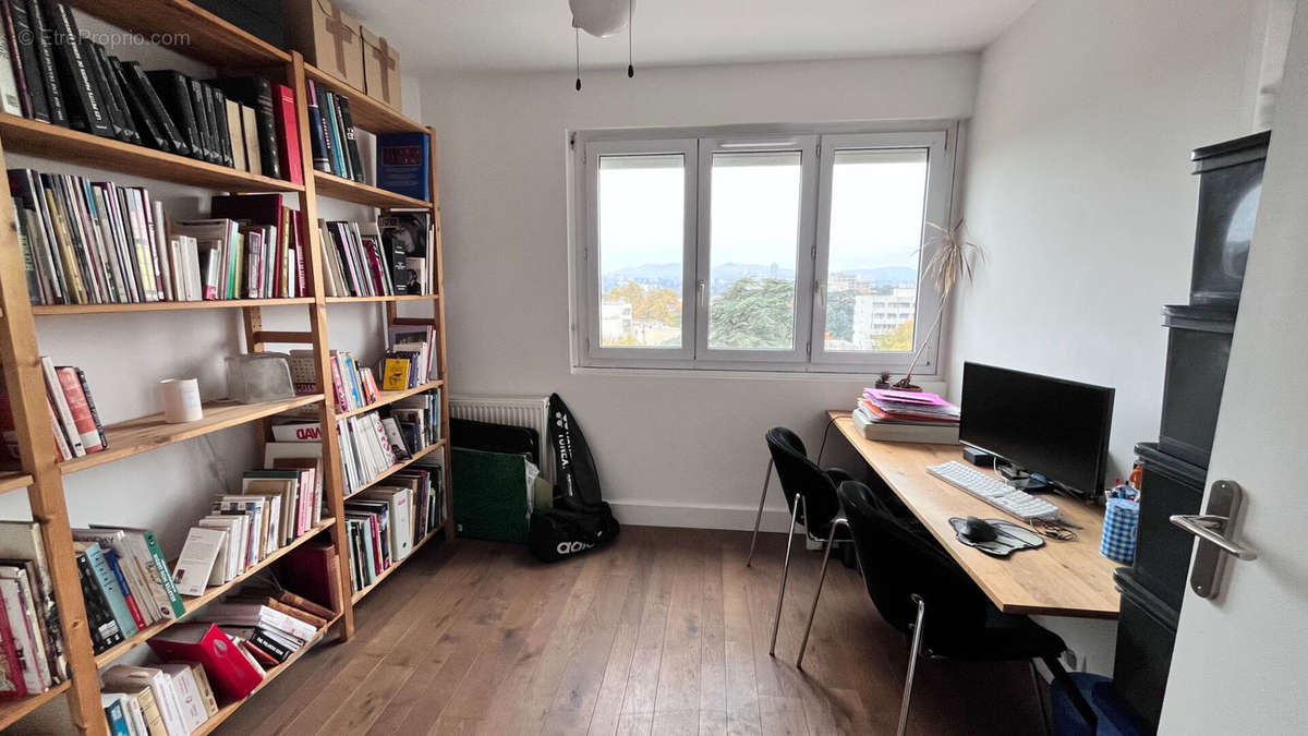 Appartement à LYON-5E