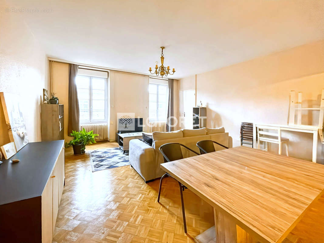 Appartement à ROMANS-SUR-ISERE