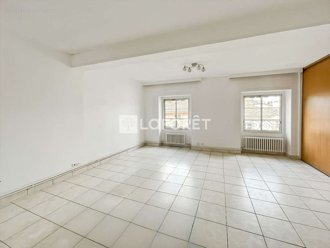 Appartement à ROMANS-SUR-ISERE