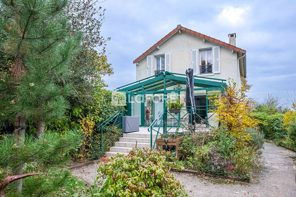 Maison à RUEIL-MALMAISON