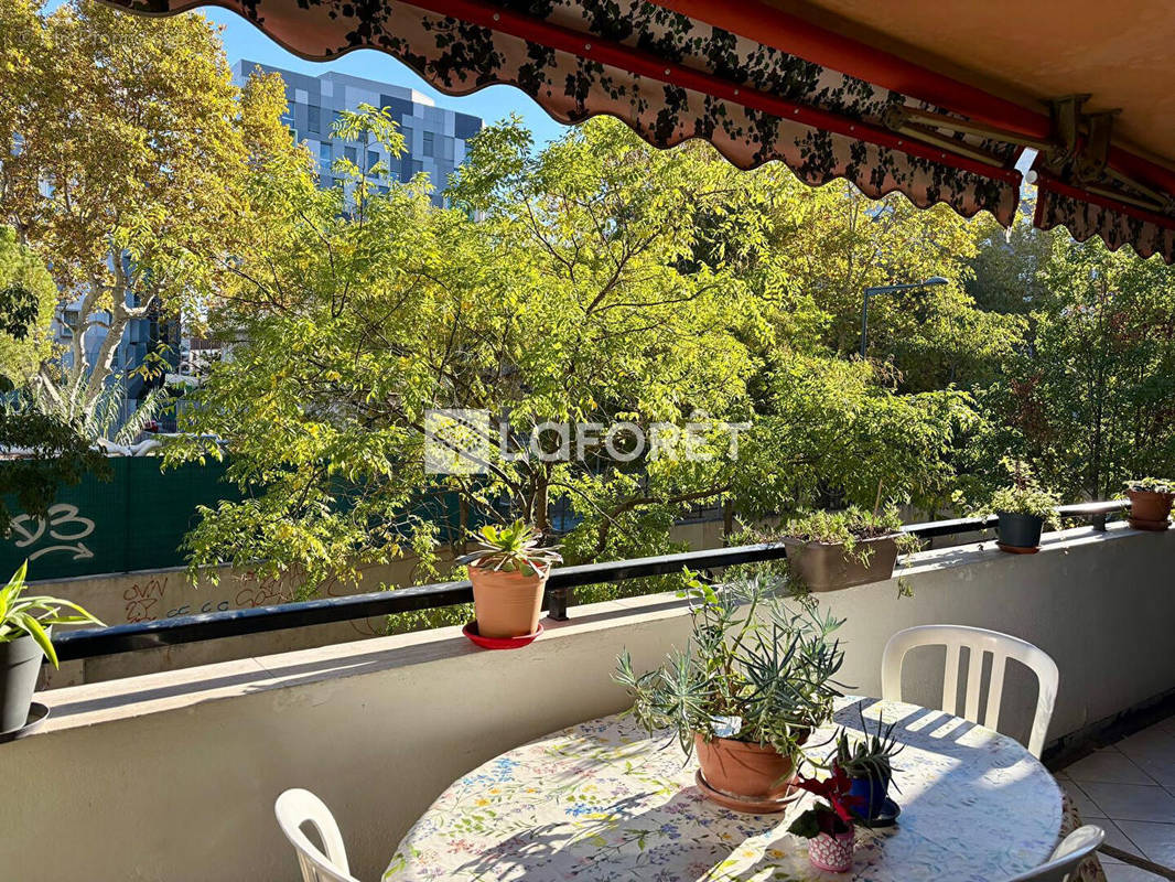 Appartement à MARSEILLE-2E