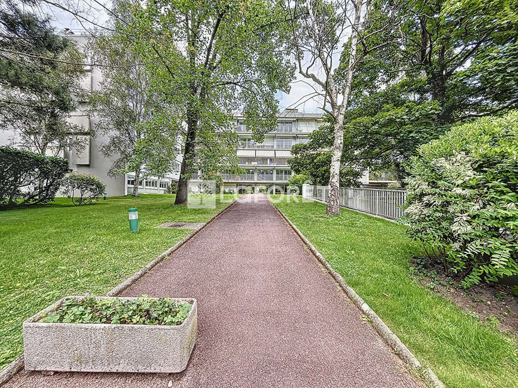 Appartement à LE VESINET