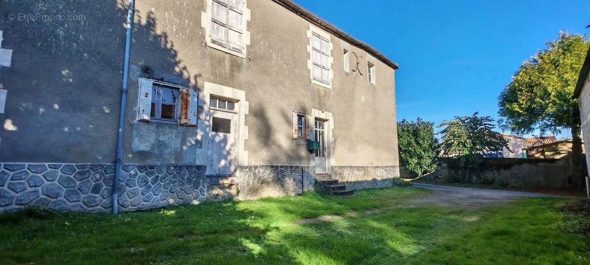 Maison à MOUILLERON-EN-PAREDS