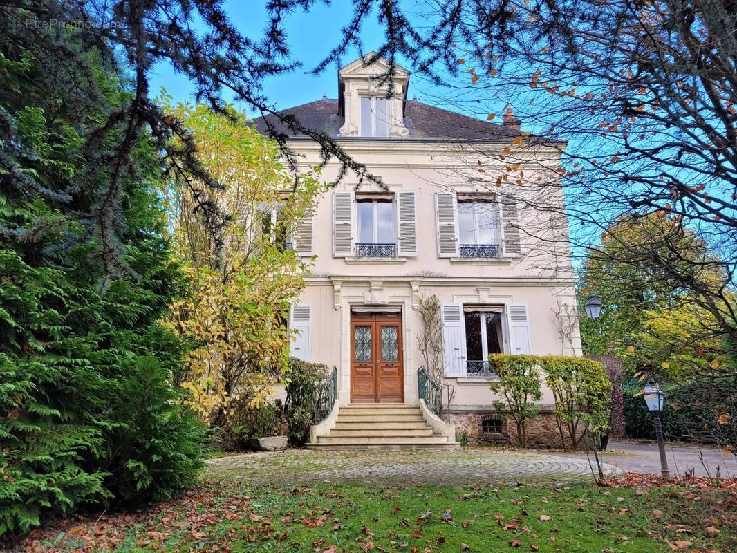 Maison à NOGENT-LE-ROTROU