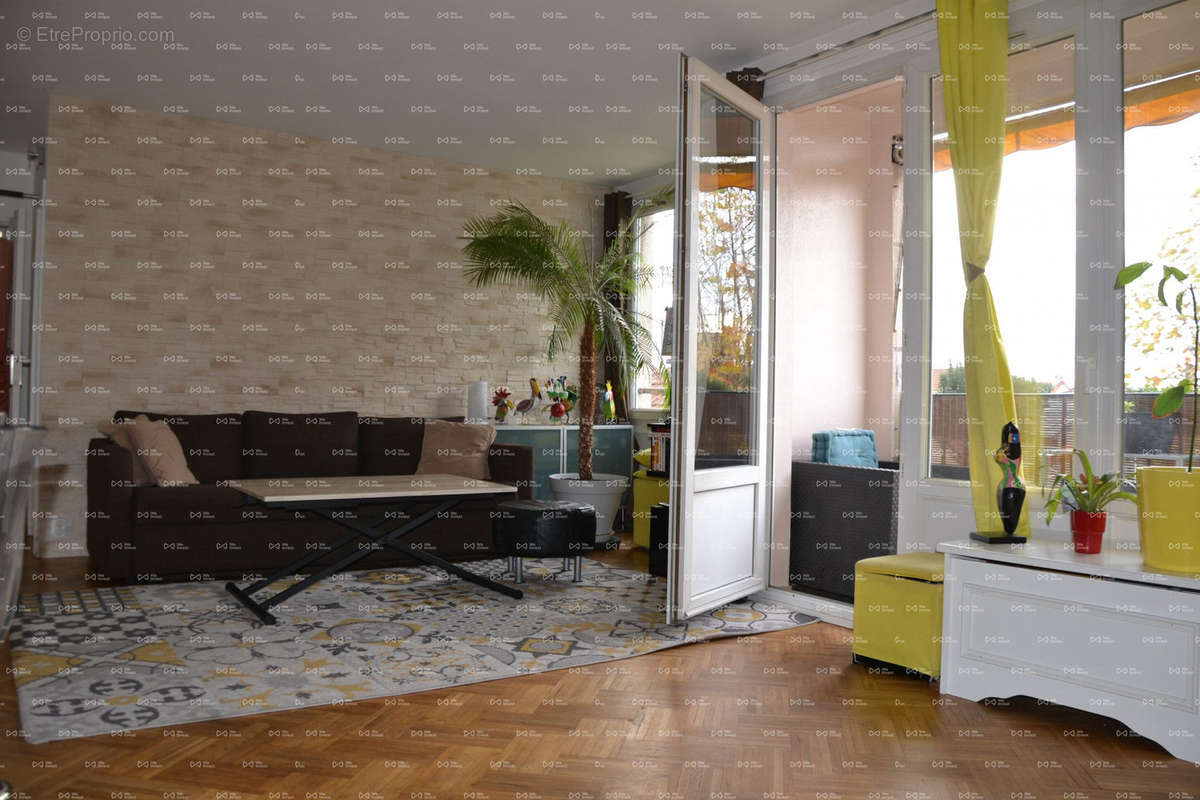 Appartement à COLOMBES