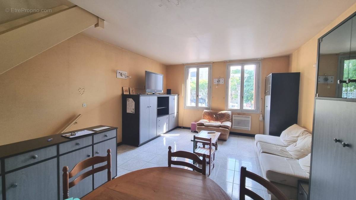 SEJOUR - Appartement à TOURS