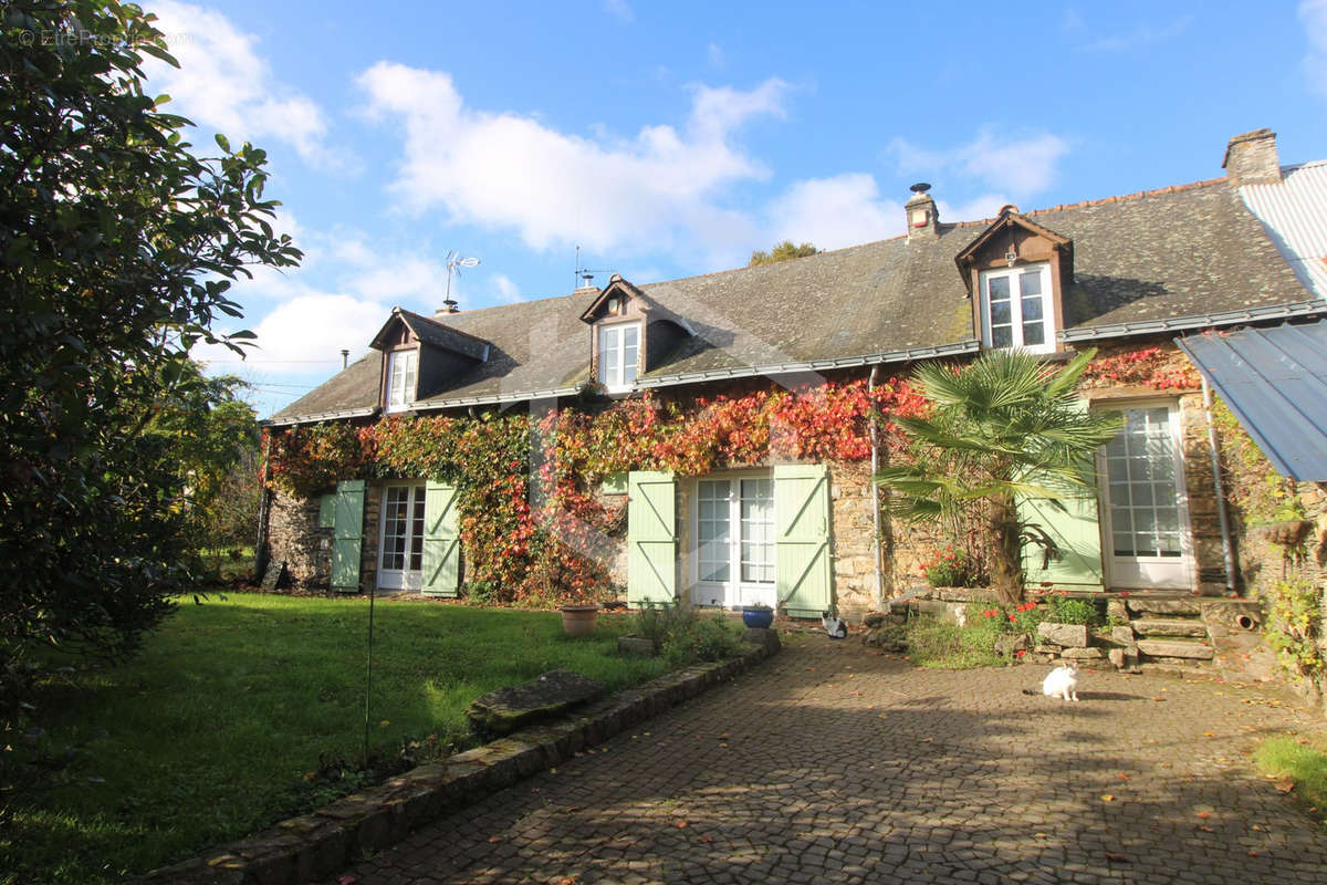 Maison à GUEMENE-PENFAO