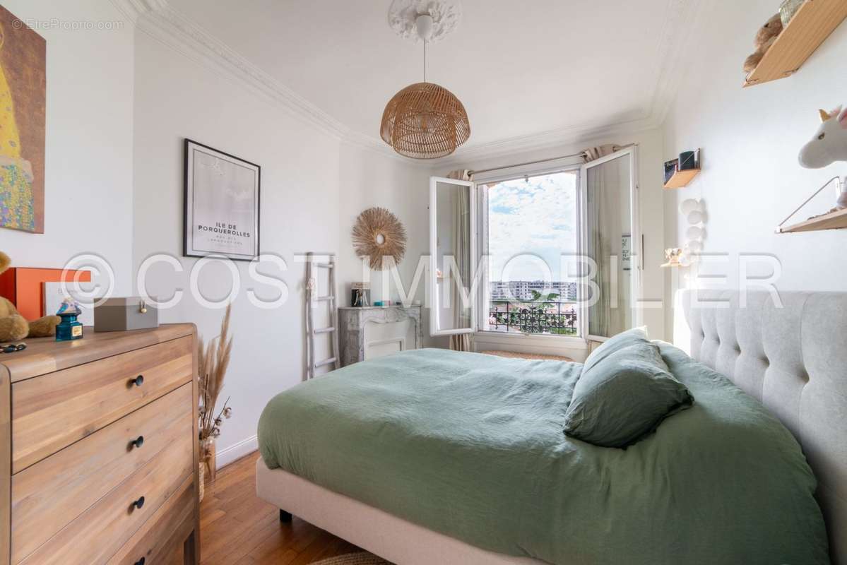 Appartement à COLOMBES