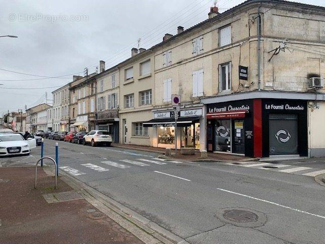 Autre à RUELLE-SUR-TOUVRE