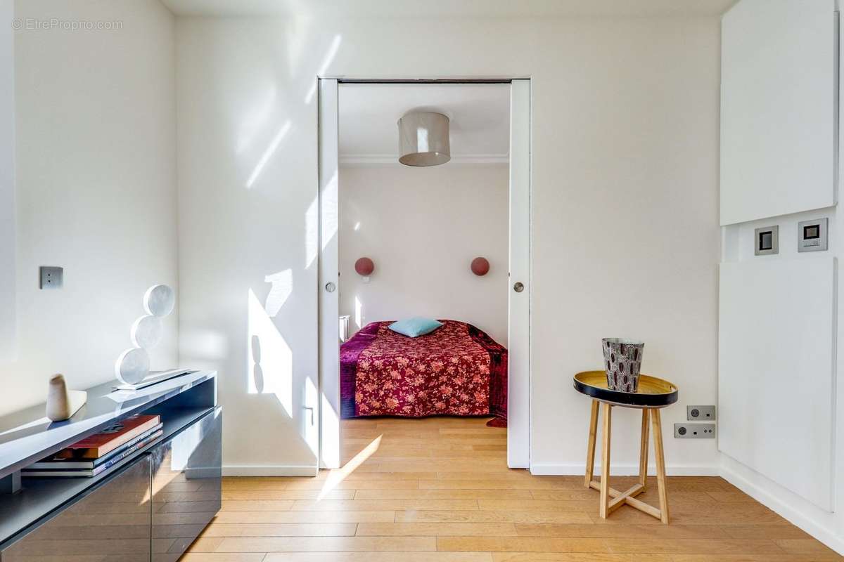 Appartement à PARIS-7E