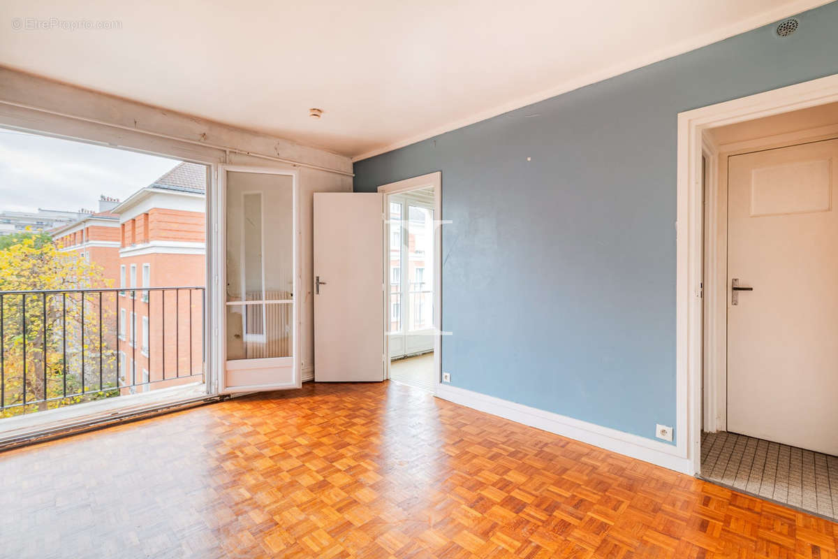 Appartement à PARIS-12E