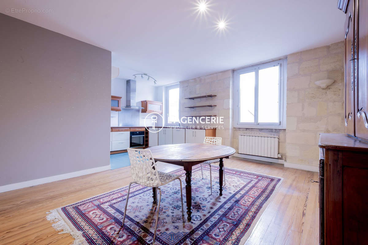 Appartement à BORDEAUX