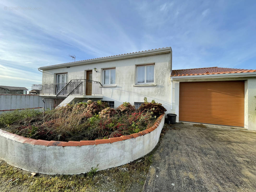 Maison à BEAUVOIR-SUR-MER