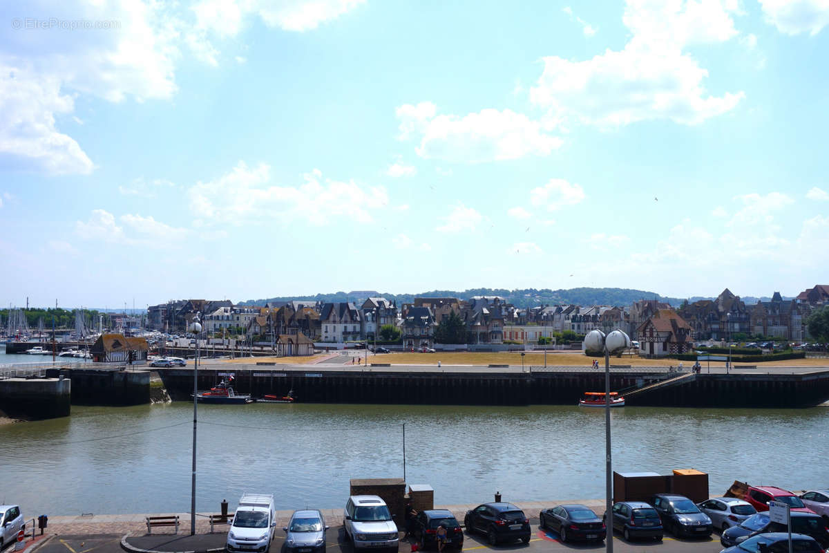 Appartement à TROUVILLE-SUR-MER