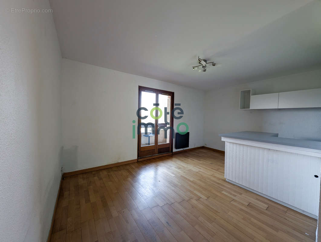 Appartement à EVIAN-LES-BAINS