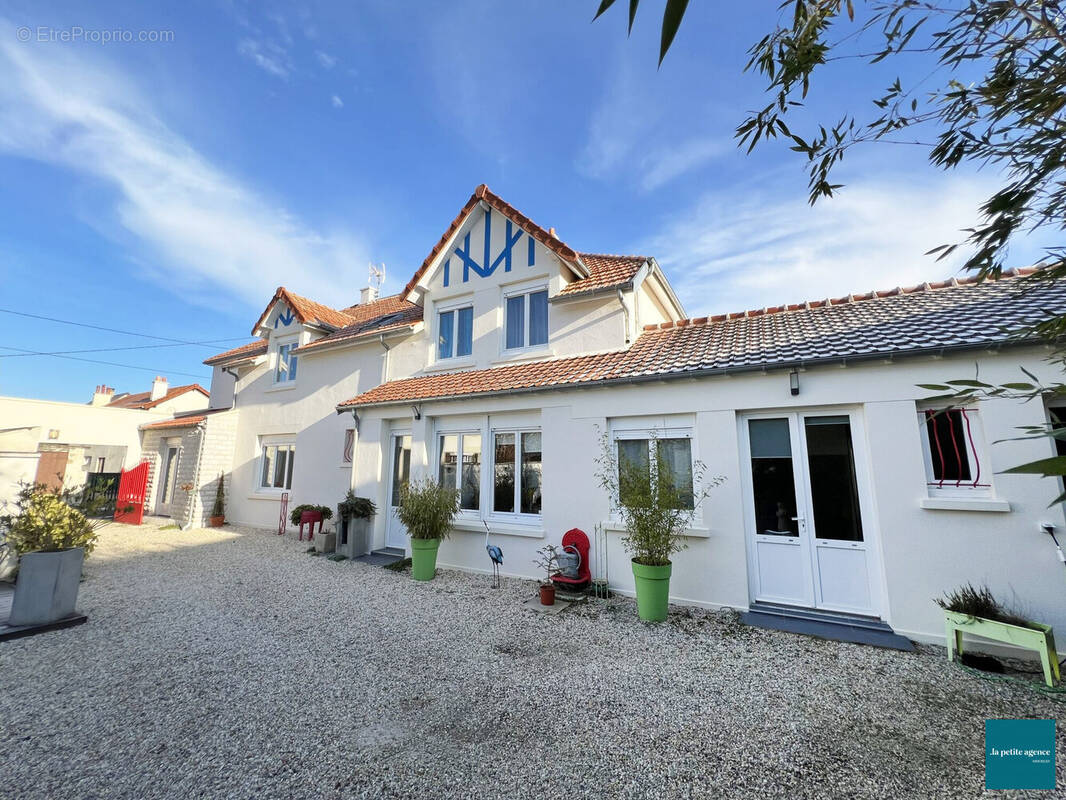 Maison à OUISTREHAM