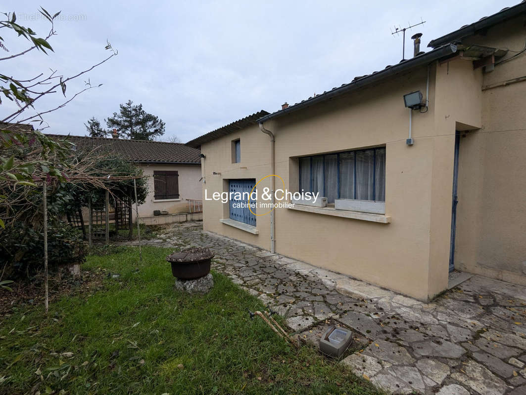 Maison 3 à rénover - entrée - Maison à VILLENEUVE-SUR-LOT