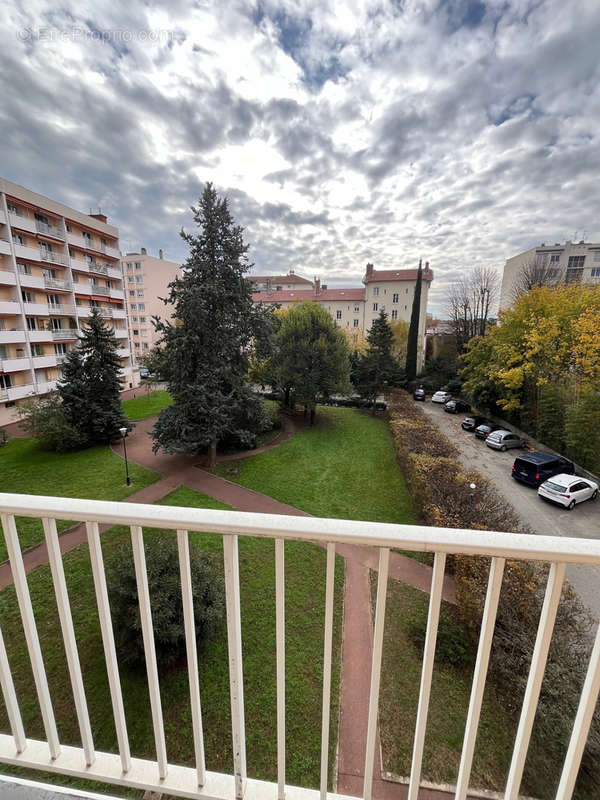 Appartement à VILLEURBANNE