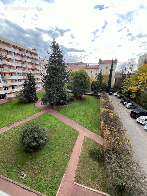 Appartement à VILLEURBANNE