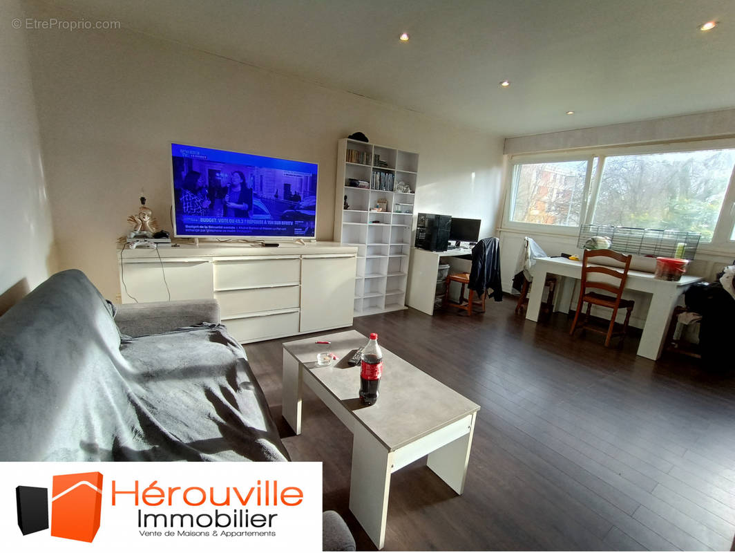 Appartement à HEROUVILLE-SAINT-CLAIR