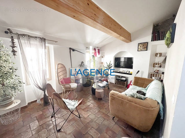 Appartement à HYERES