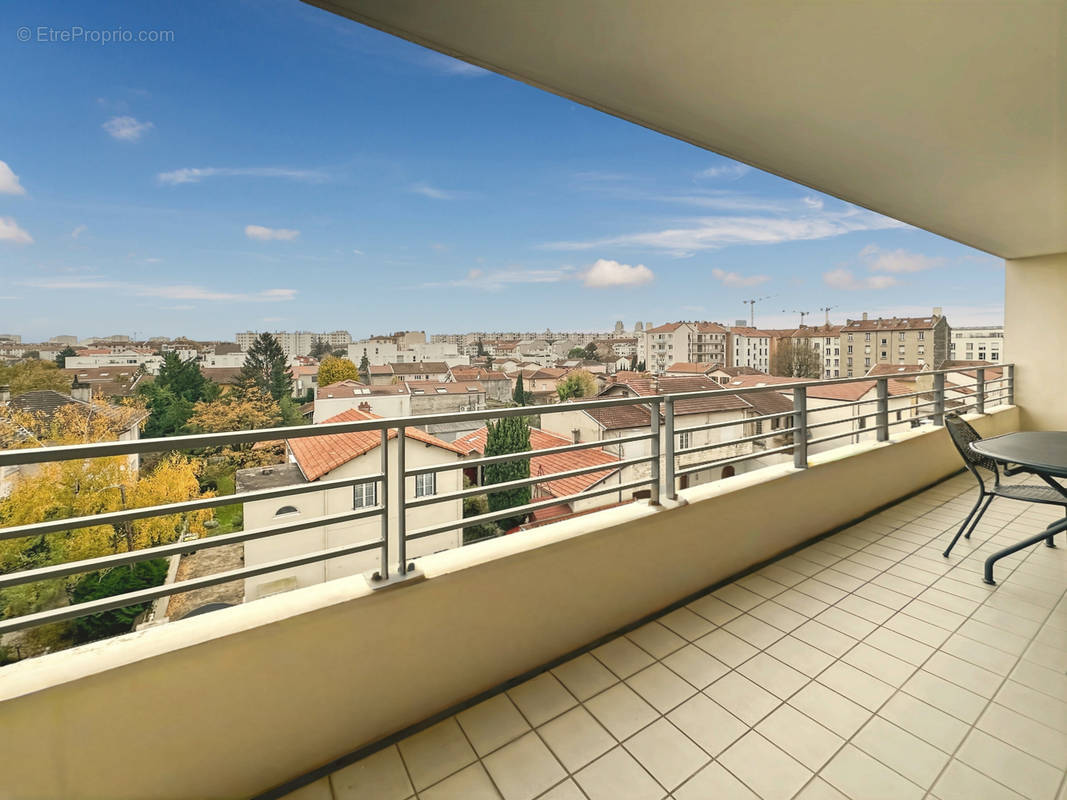 Appartement à VILLEURBANNE