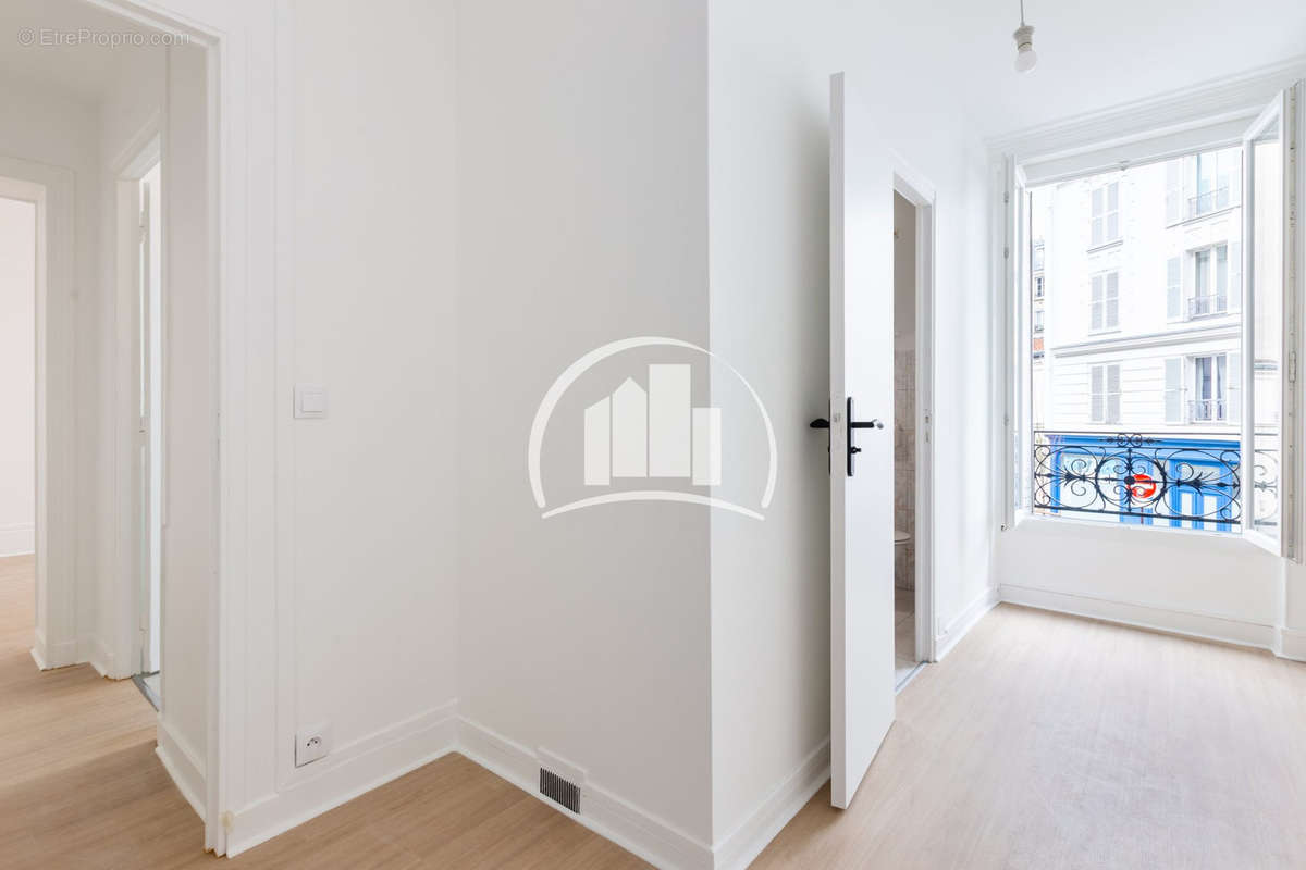 Appartement à PARIS-12E